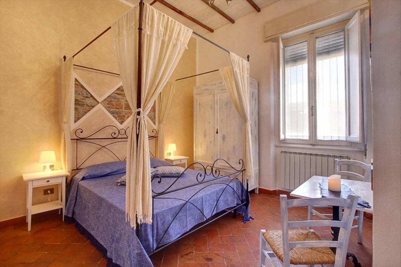 Bronzino Apartment