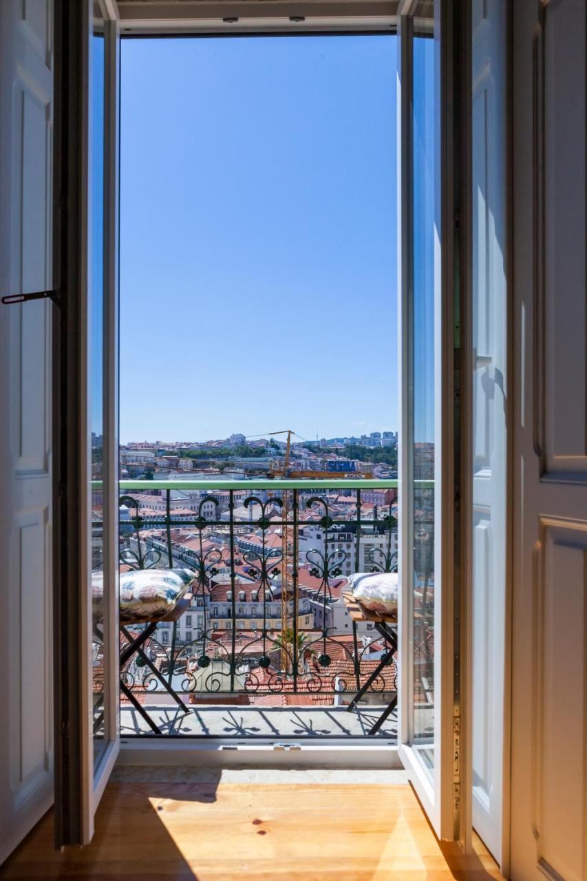 Lisbon Panoramic View -3bedrs+3baths+ Balconies+Ac