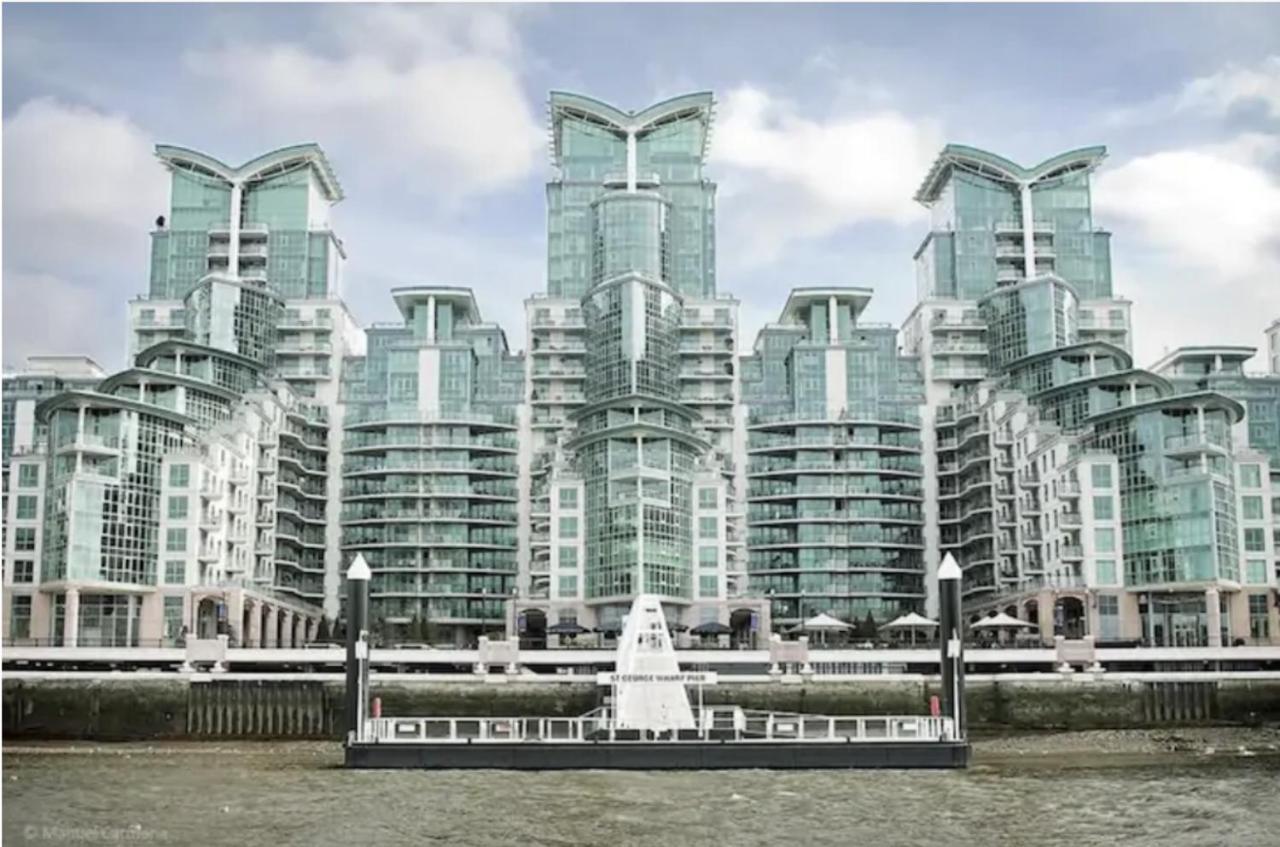 2 Bedroom Ensuite Apartment on River Thames