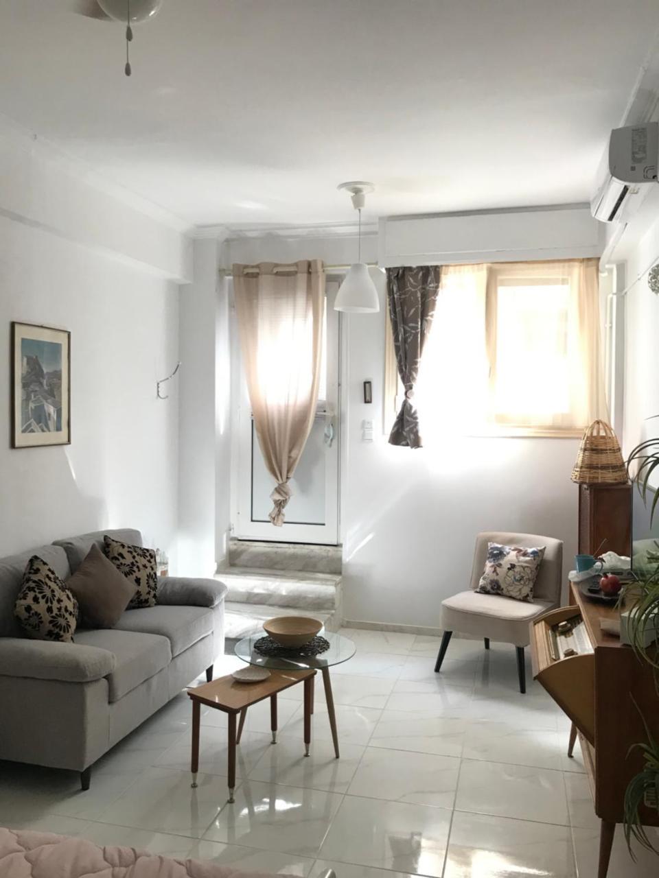 Spacious Studio Athens Central Kyspeli, Parking Street Free