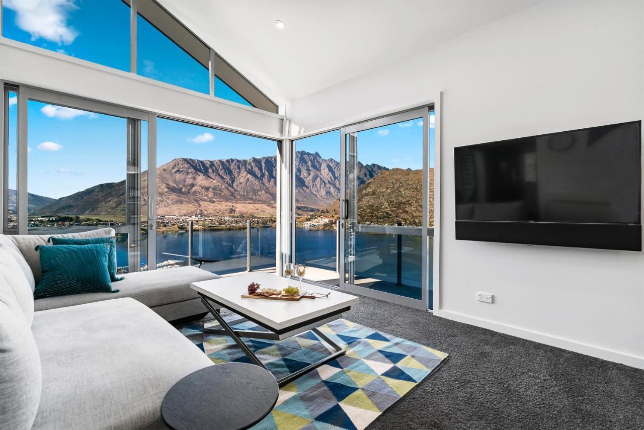 Modern Alpine Living with Spectacular View
