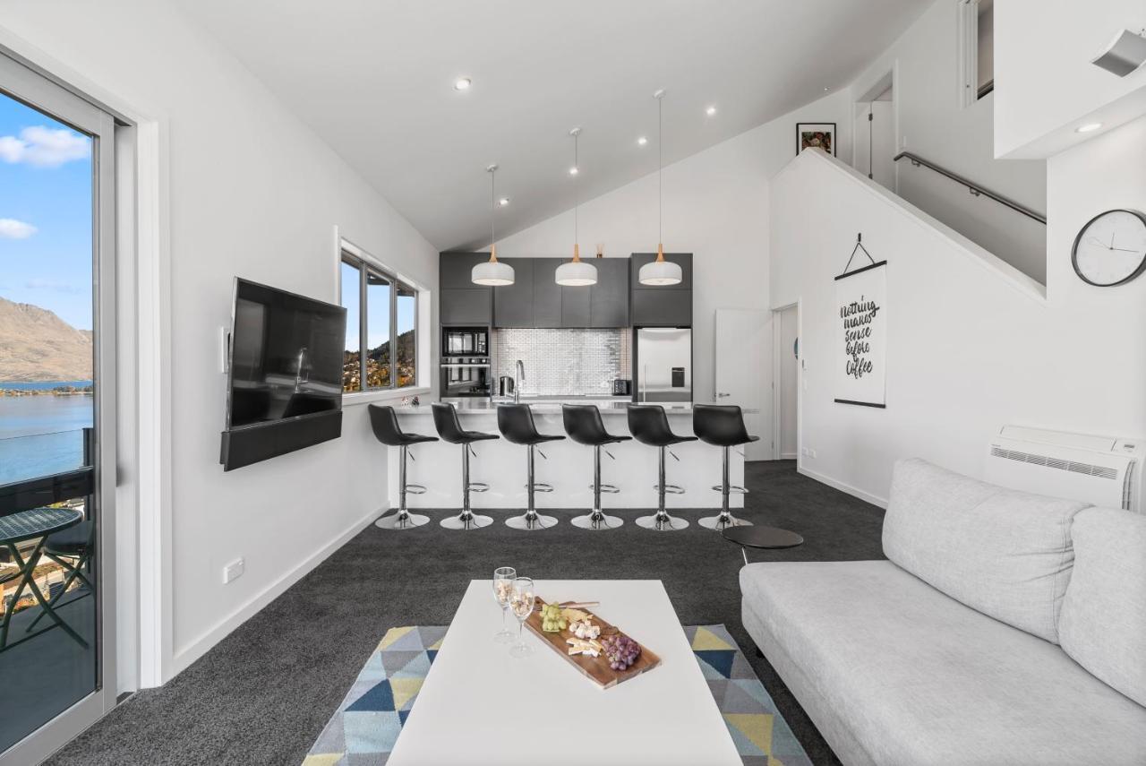 Modern Alpine Living with Spectacular View 1