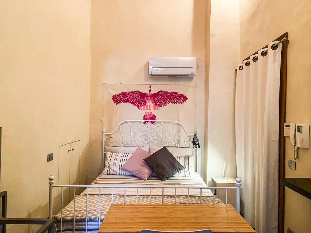 Charming Loft Facing Medici Chapel 1