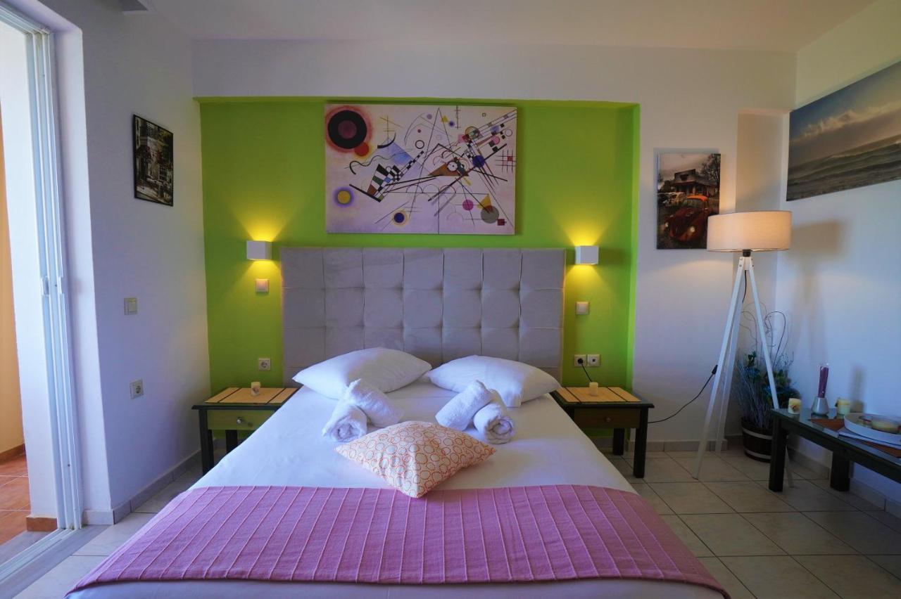 Boutique Seaview Suites (Adults Only)