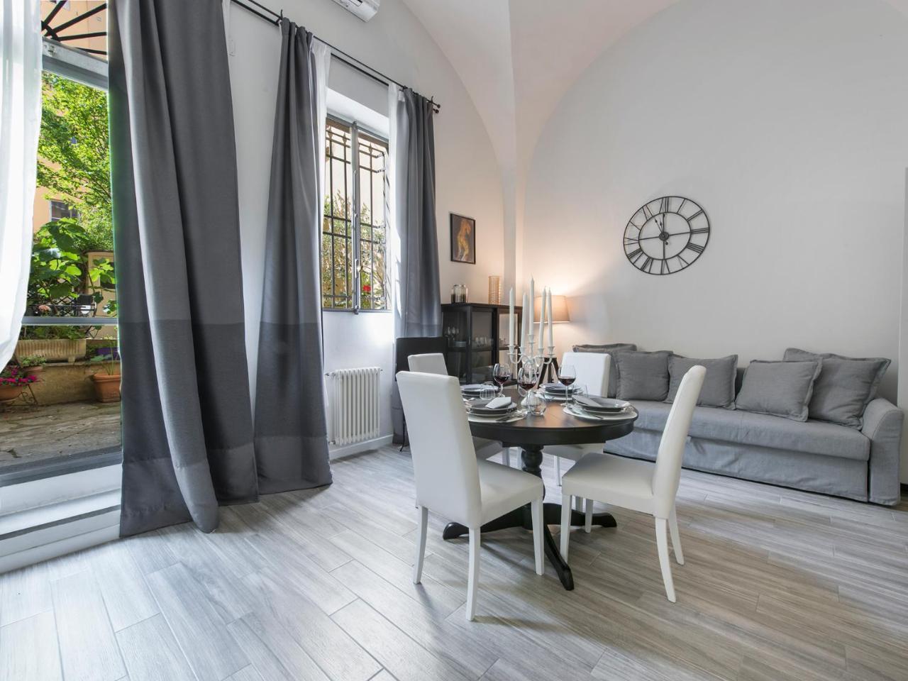 Cynthia's Garden - Apartment with Private Garden in Santa Croce