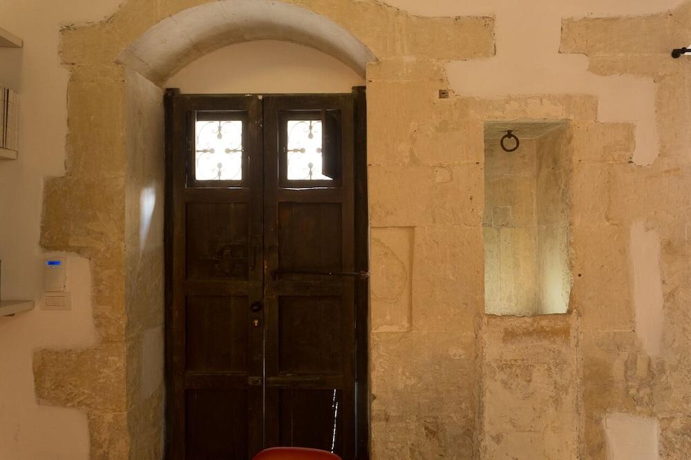 Vicere Speciale Holiday Home 1