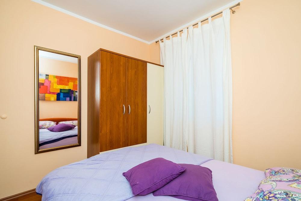 Apartment Jelena 2