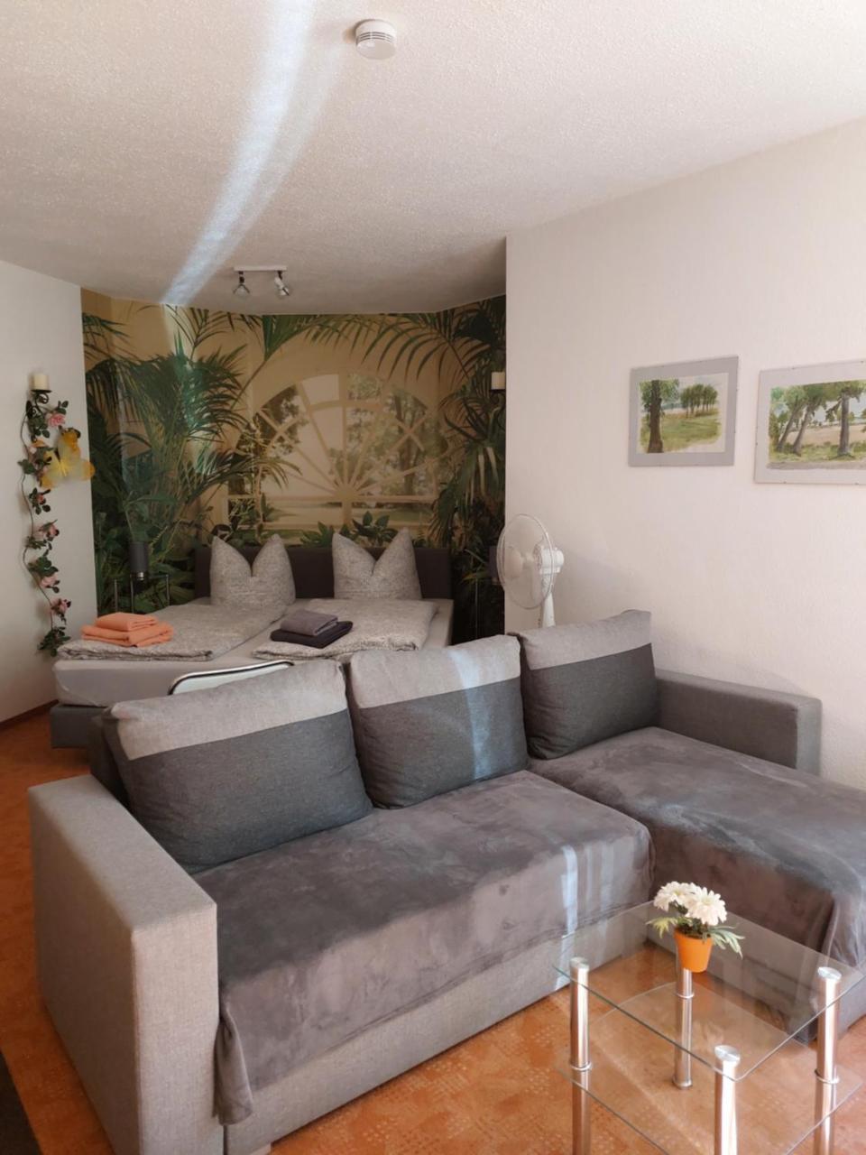 Apartment Blutenstadt Werder Im Souterraine