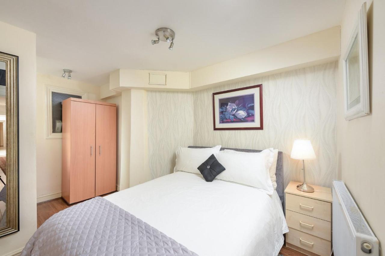 Central London Rooms 1