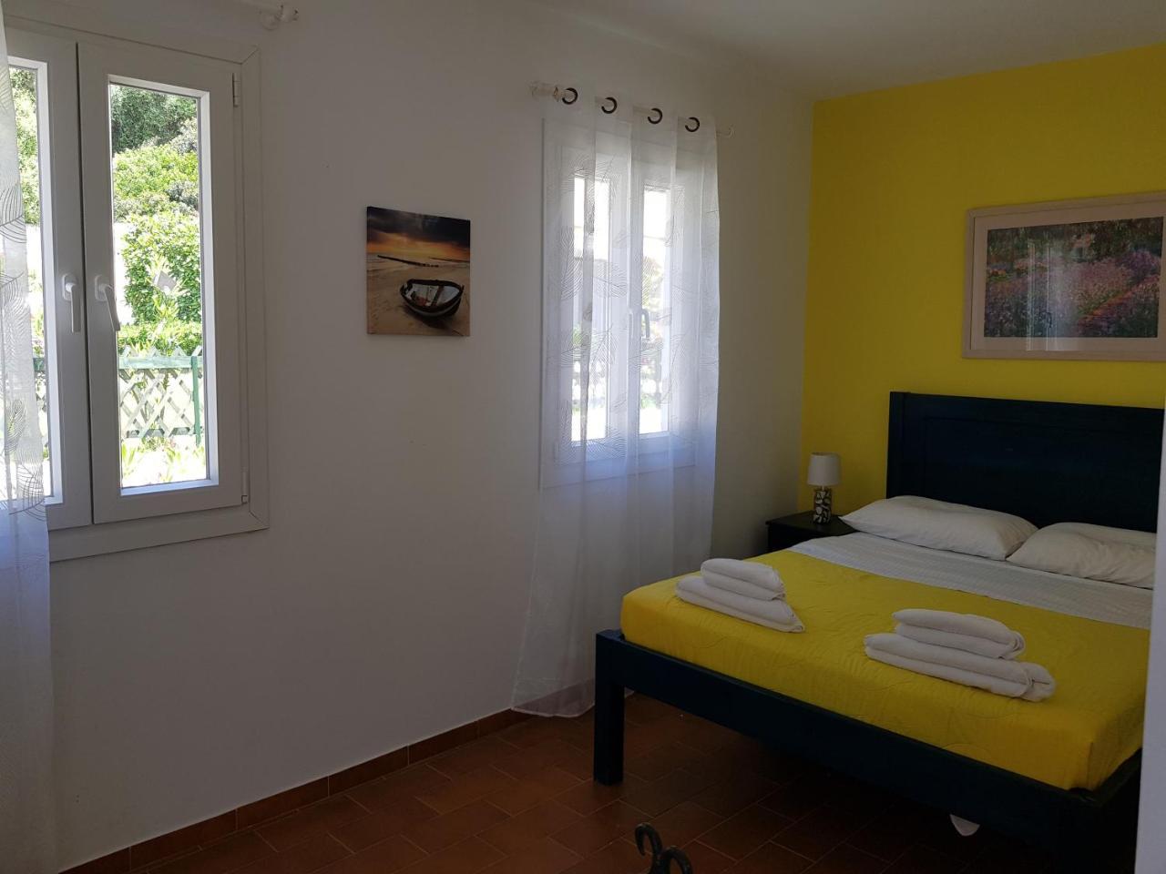 Corfu Glyfada Beachfront Apartment 7