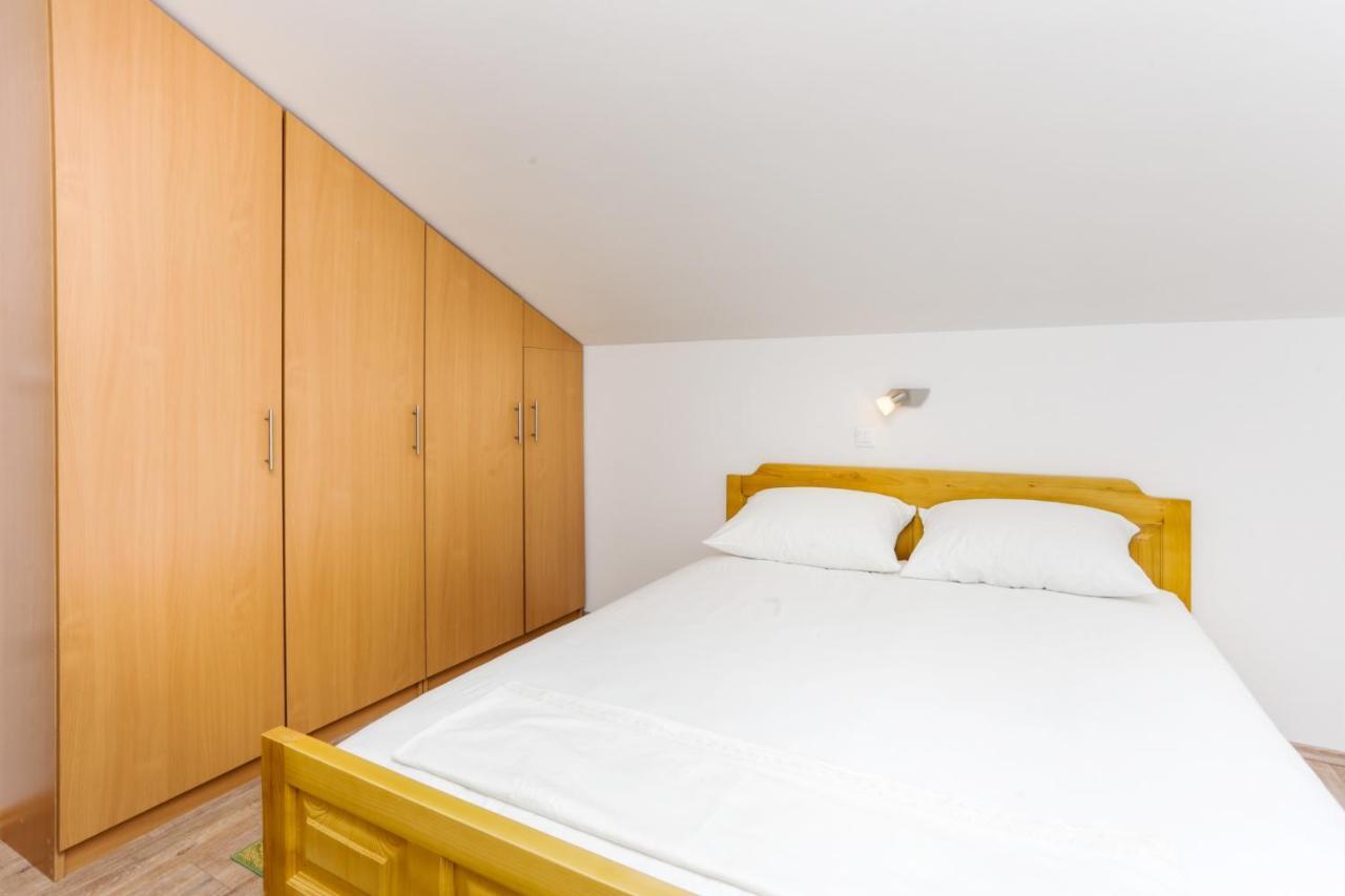 Apartment Iva 2