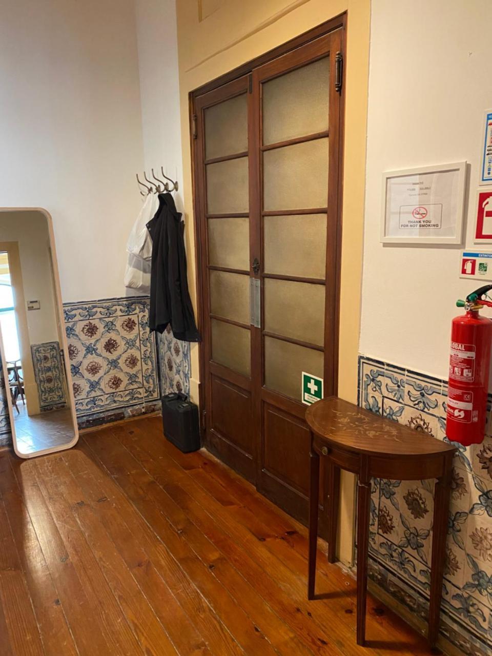 Azulejos Cais Sodre B&B