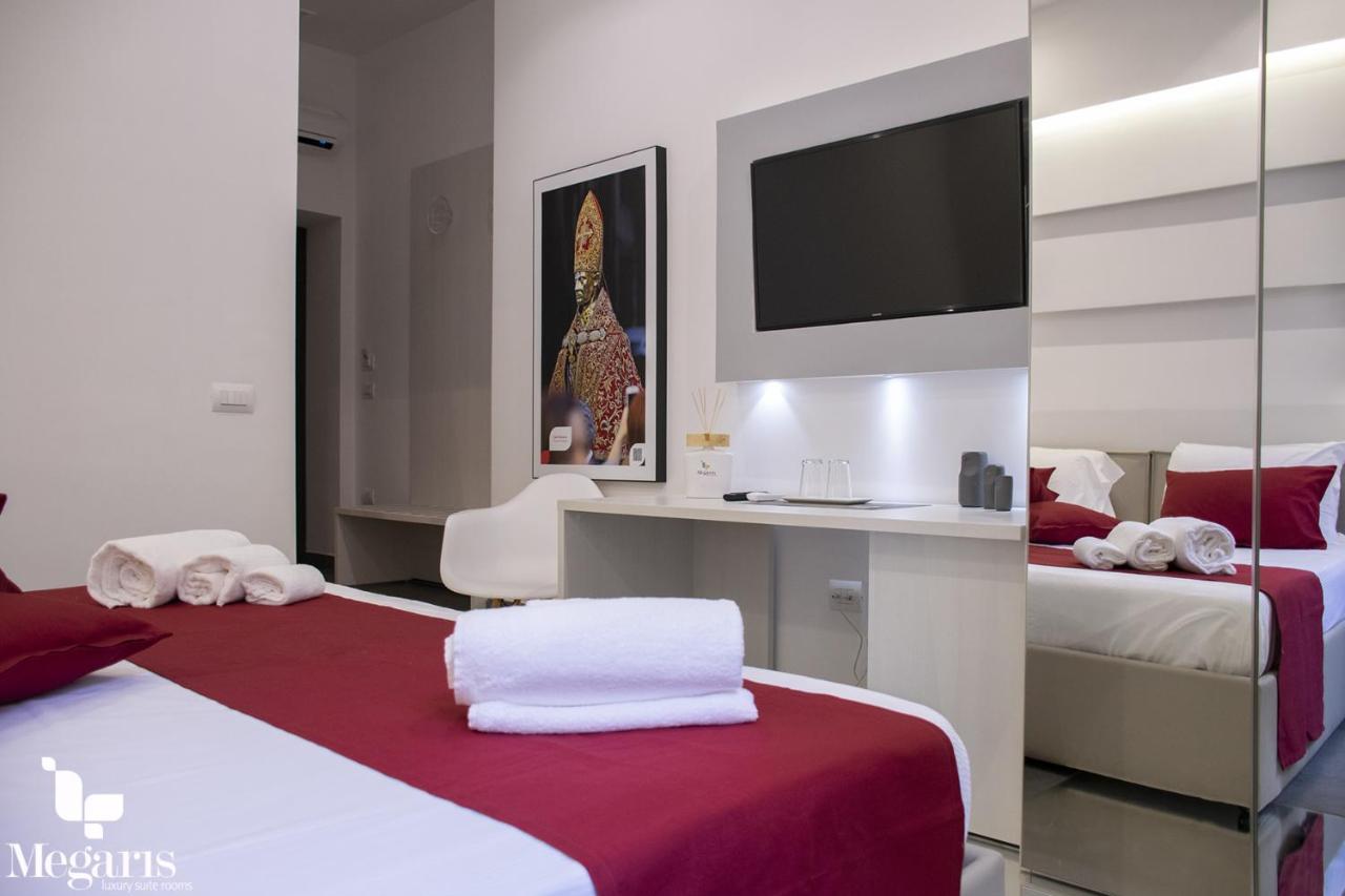 Megaris Luxury Suite Rooms 2
