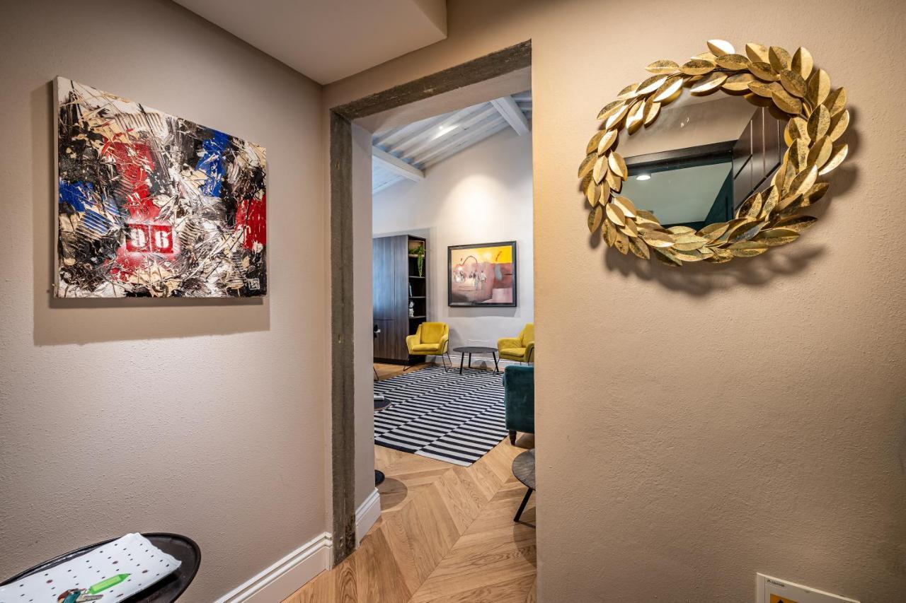 Hs4u Ricasoli Luxury Apartment Near Duomo N.2 1