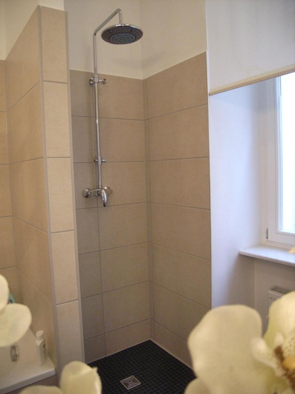 Apartment25 2
