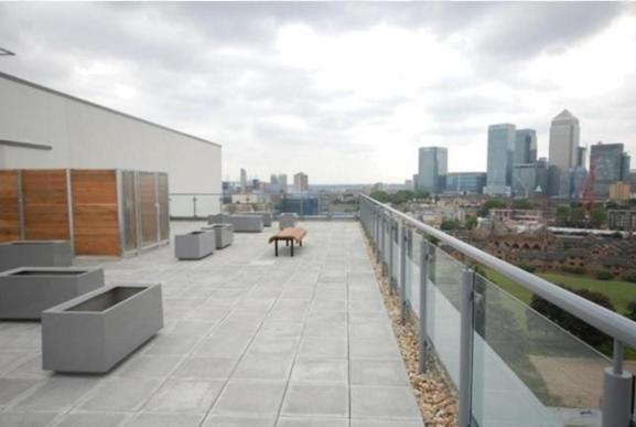 Canal View Room Near Canary Wharf 2