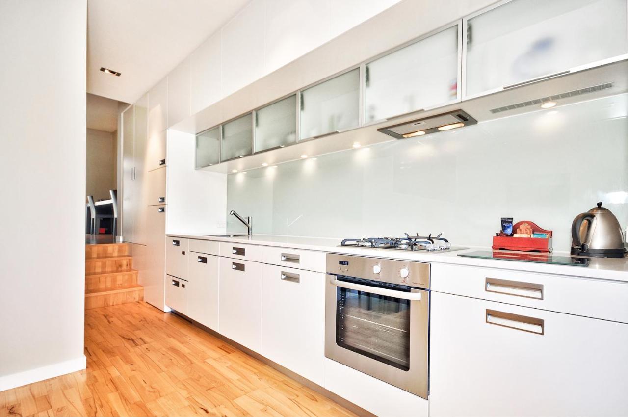 Modern Executive Living in Pounamu 1