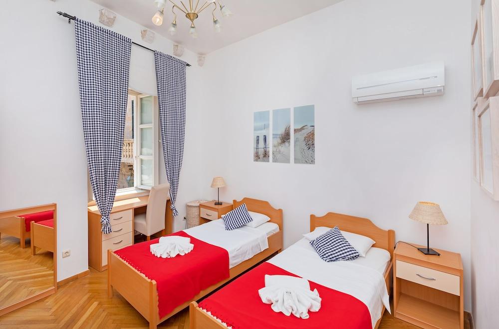 Apartment Royale 1