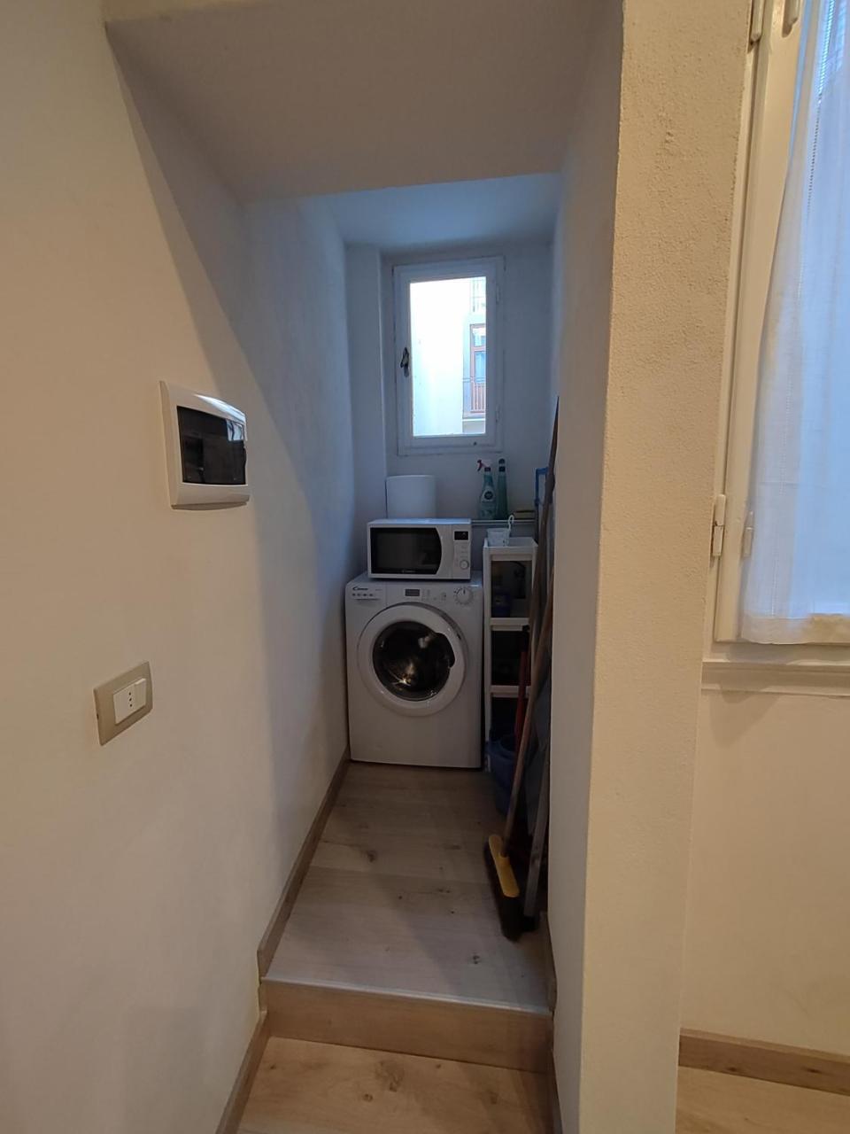 Cozy Apartment Near Ponte Vecchio 2