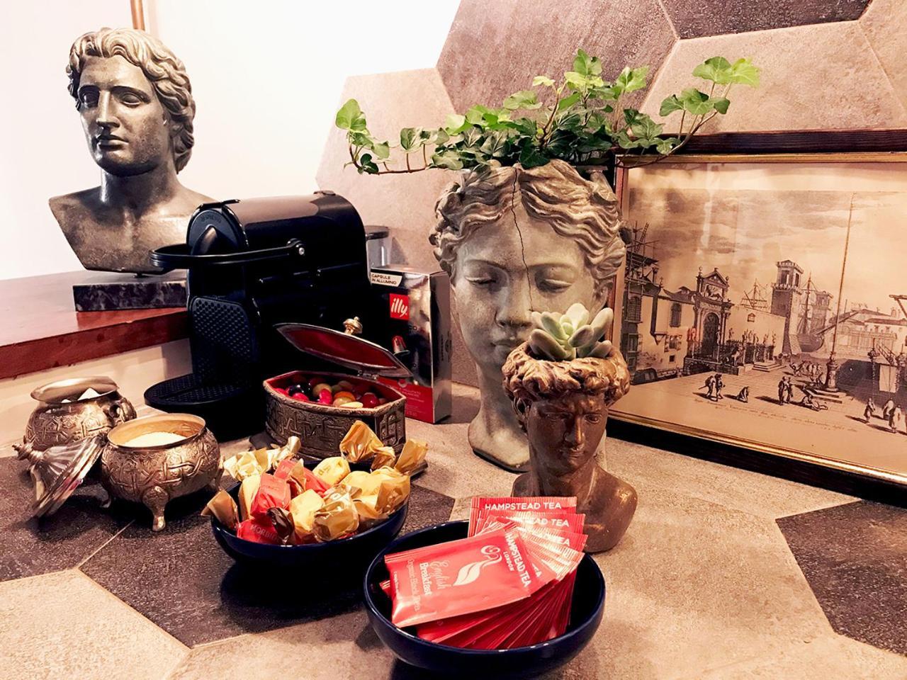 Casa Furlani Ai Dalmati - Your Home on the Canal