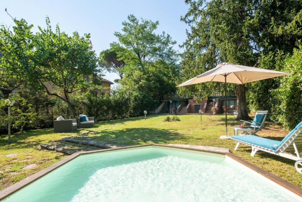 Villa Lia - Apartment in Villa with Private Garden And Pool 2