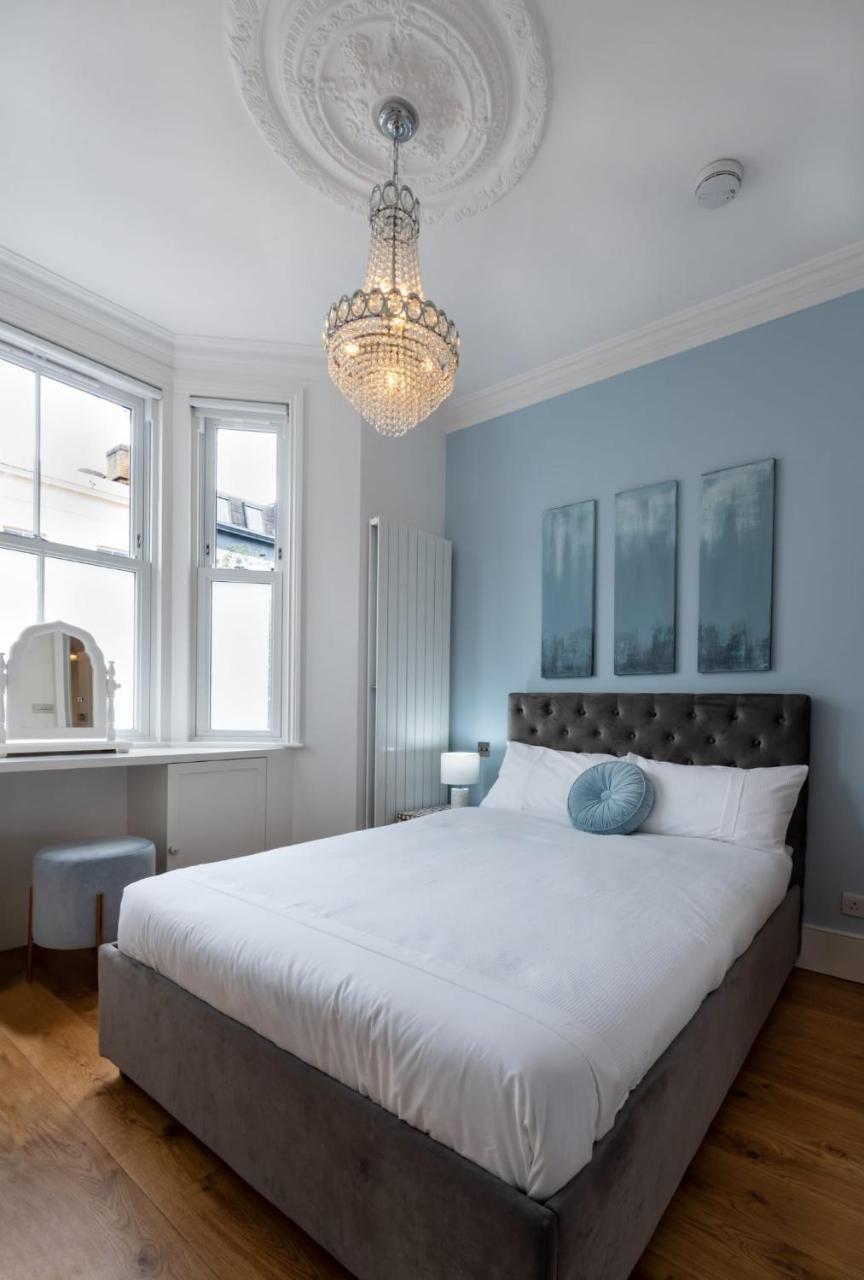 Kensington - Newly Renovated! Lovely 2 Beds Flat 1