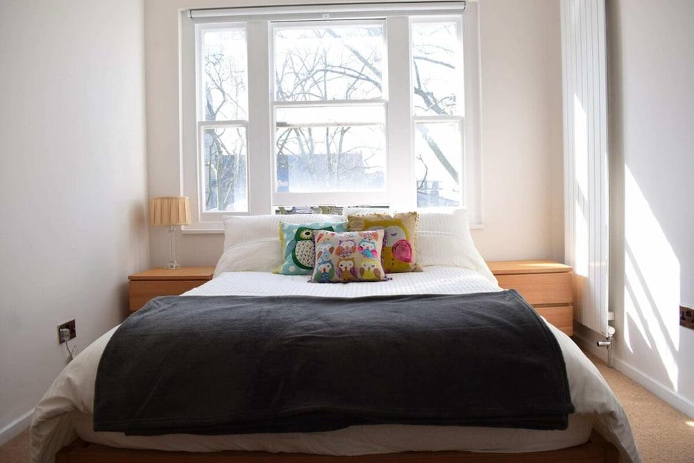 Bright 2 Bedroom Flat - Short Walk To Notting Hill