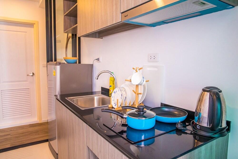 Apartment 450m From Bts with Sky Pool - Bkbloft5