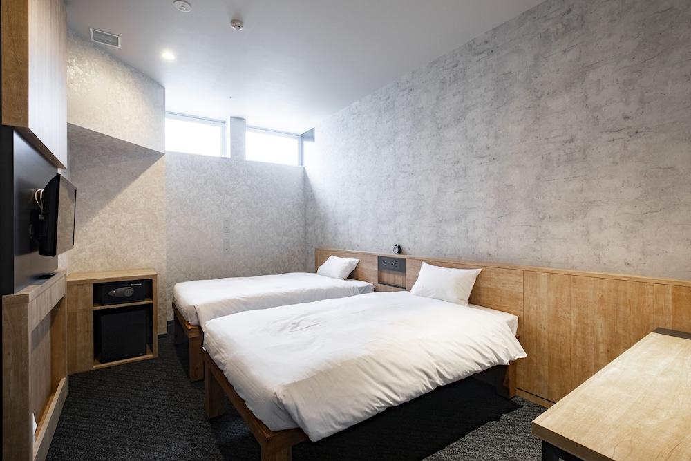 Eight Poinmt Inn Kanazawa by Relief 2