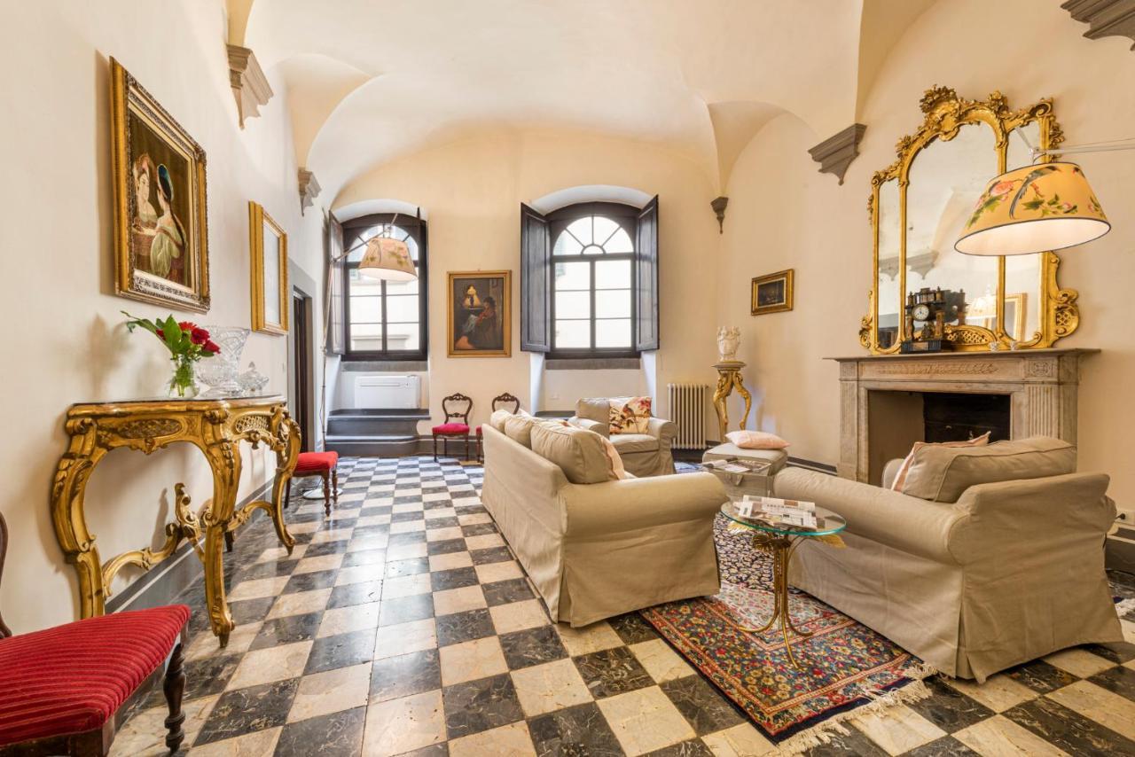 Firenze Rentals Deluxe Palmieri 1