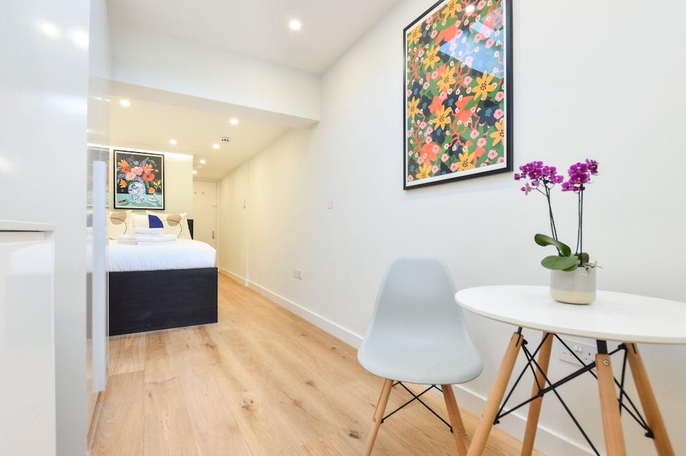 Earls Court West Serviced Apartments by Concept Apartments 1