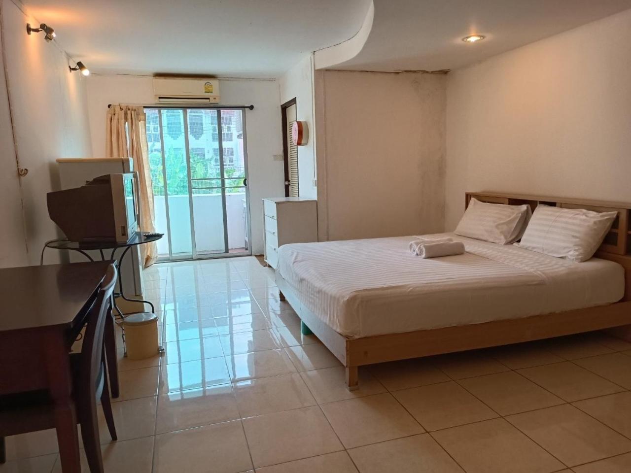 Grand View Condominia