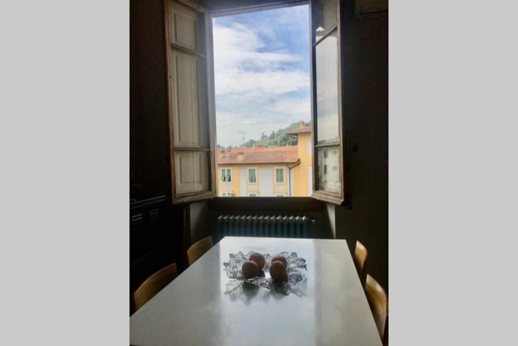 Sunny Top Floor in San Frediano 2