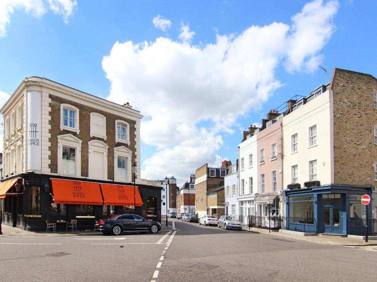 Spacious Apartment in London Near Buckingham Palace