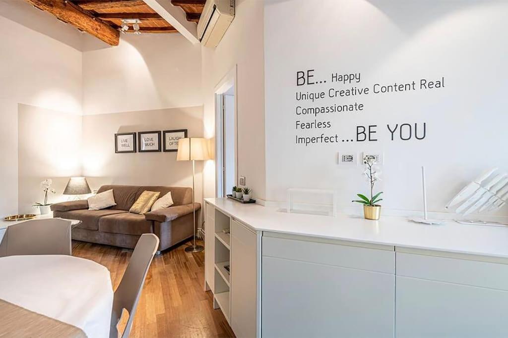 Wonderful Flat Near Duomo in the Heart of Florence 1