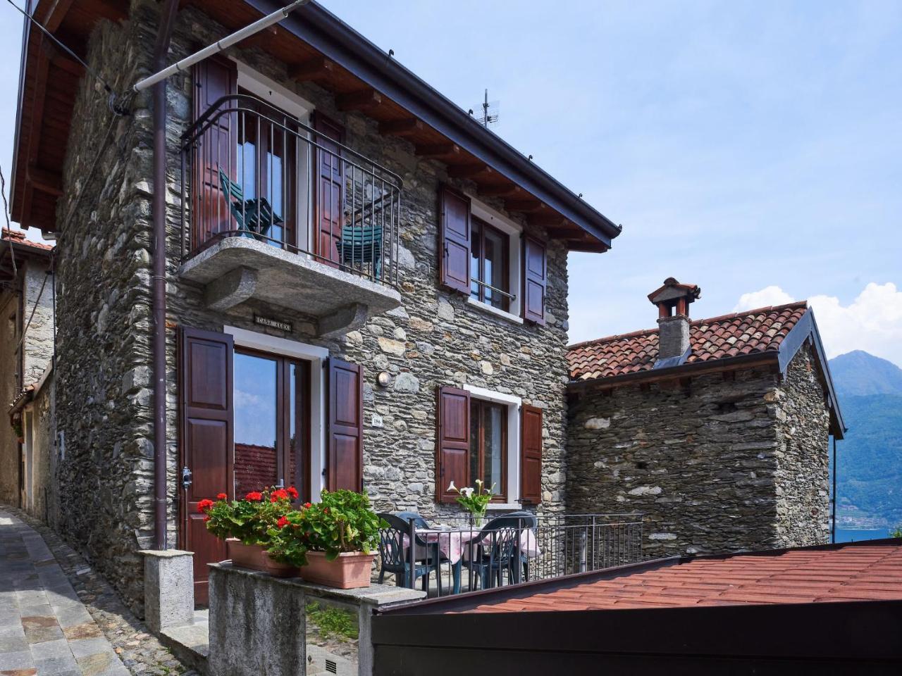 Holiday Home Alex by Interhome