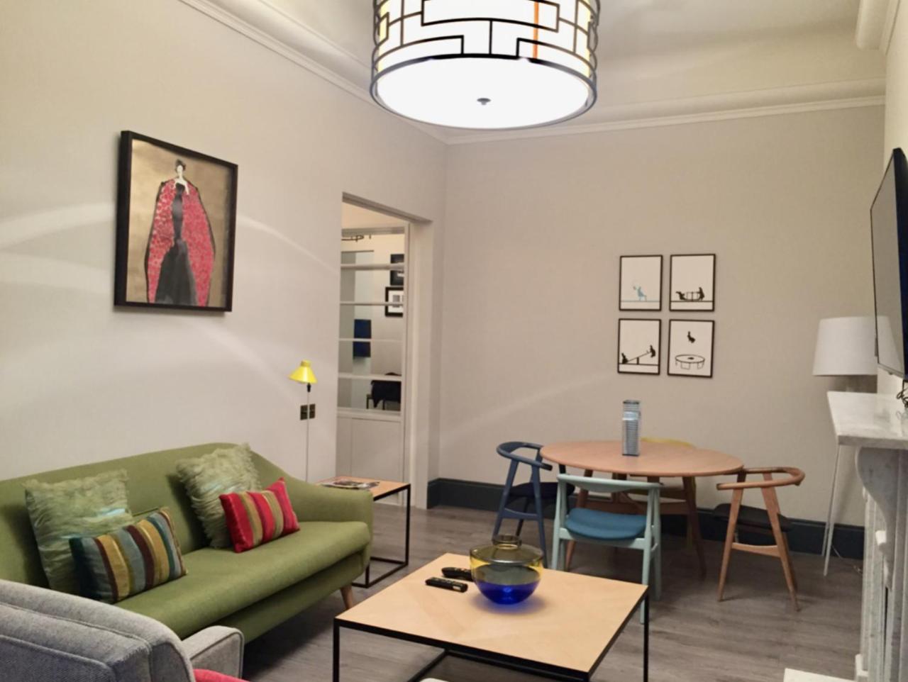 Beautiful 1 Bedroom Apartment Ovington Square 2