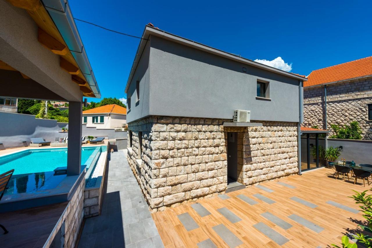 Villa Vikor 1
