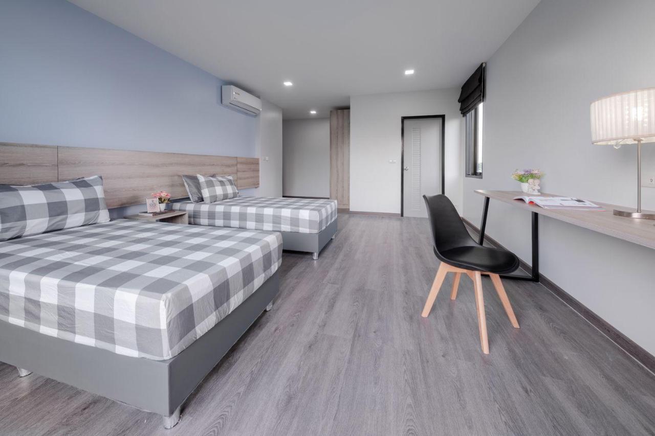 Aqua Residences