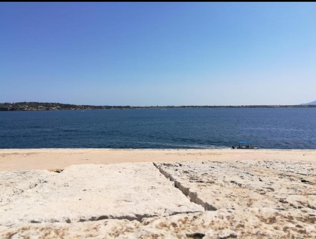 Virginia 1
