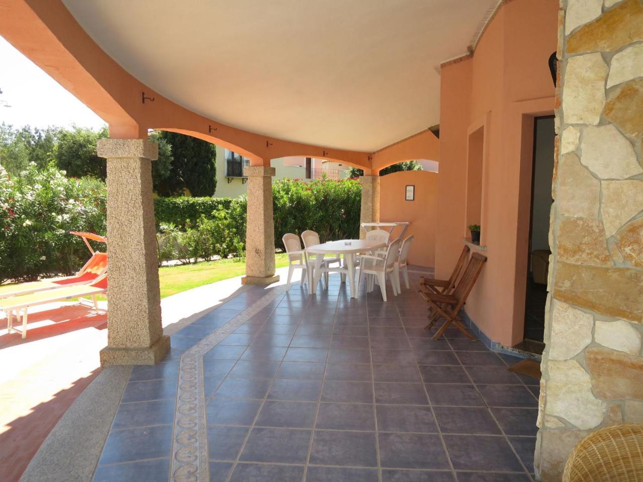 Holiday Home Rei Sole - Rei300 by Interhome