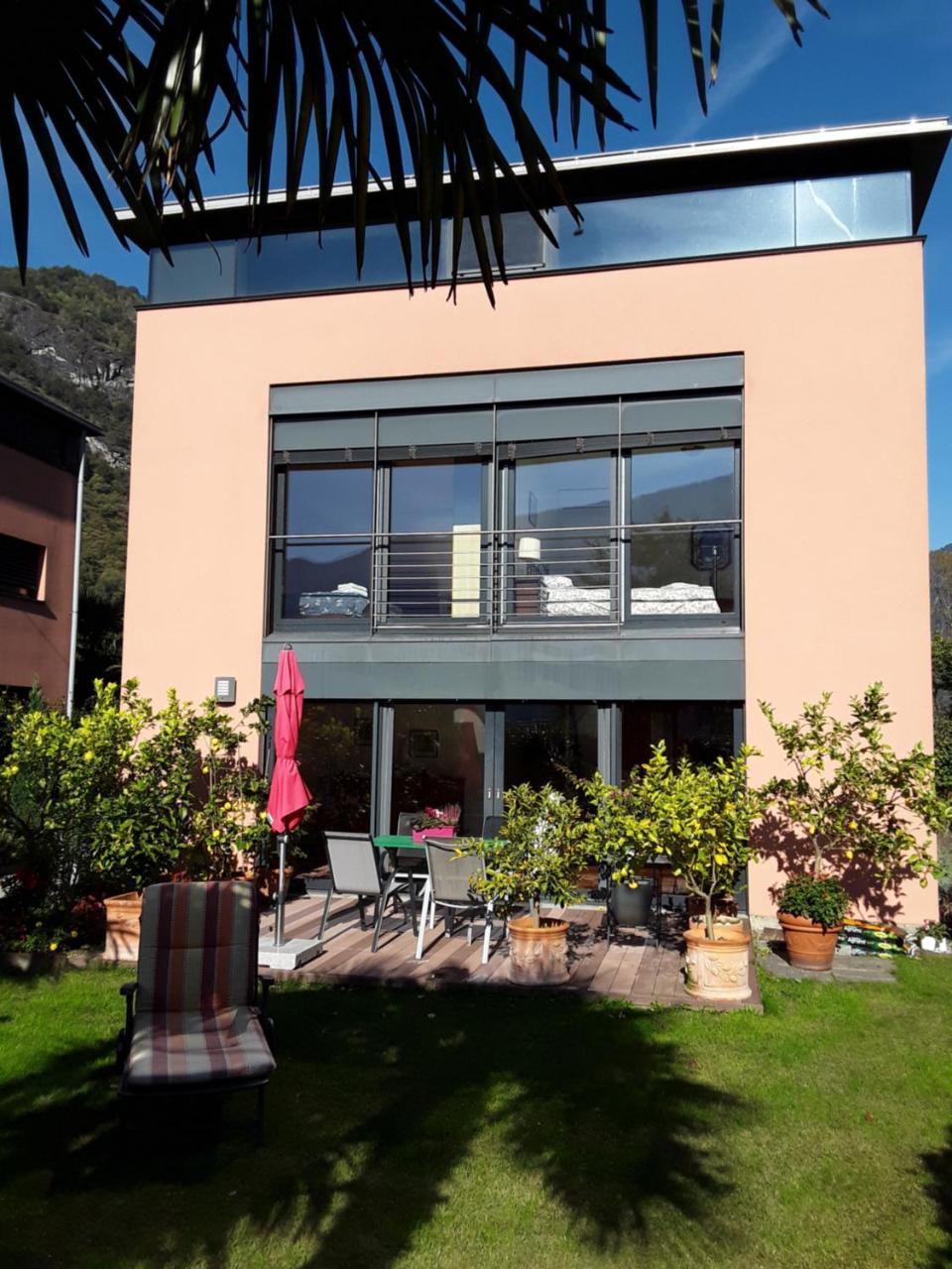 Casa Oliver, Tra la Calanca E I Castelli di Bellinzona