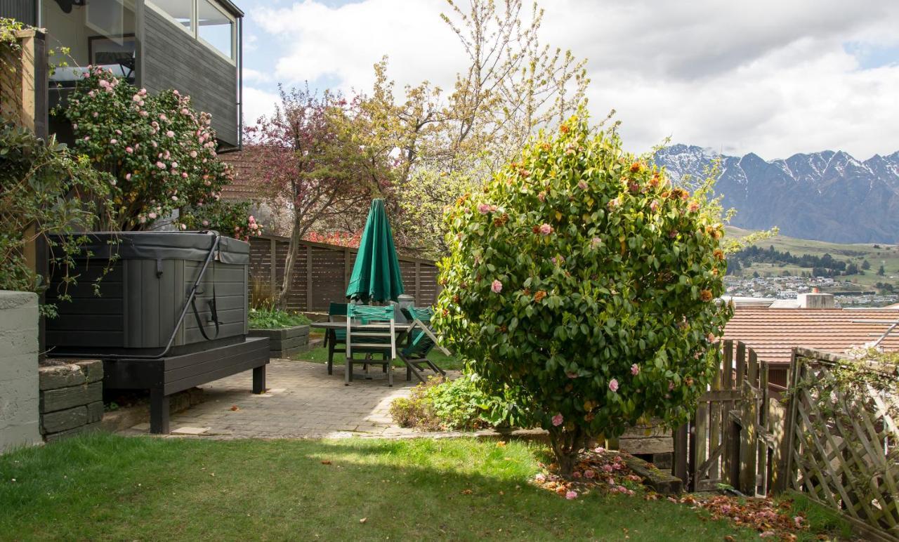 Cosy: Shared SPA Pool And Walk To Town 2