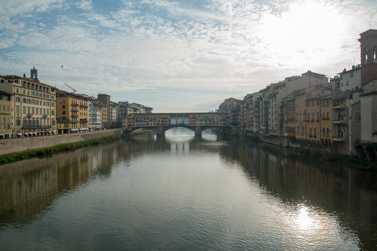 Great Location Just Infront of Pitti Palace 2