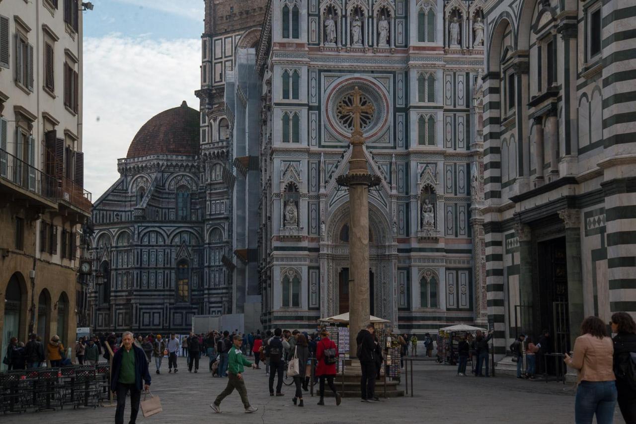 Great Location Just Infront of Pitti Palace 1