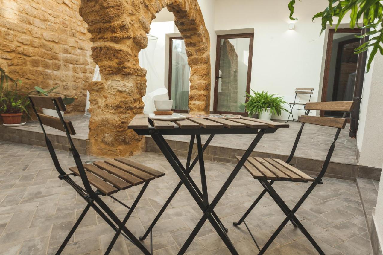 Cortile Baronello 2