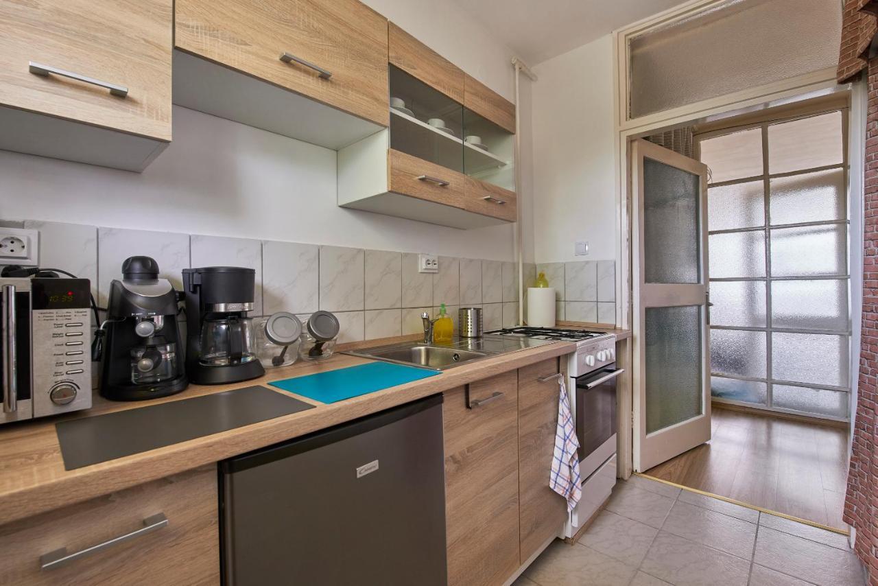 Lem Suburban Apartment
