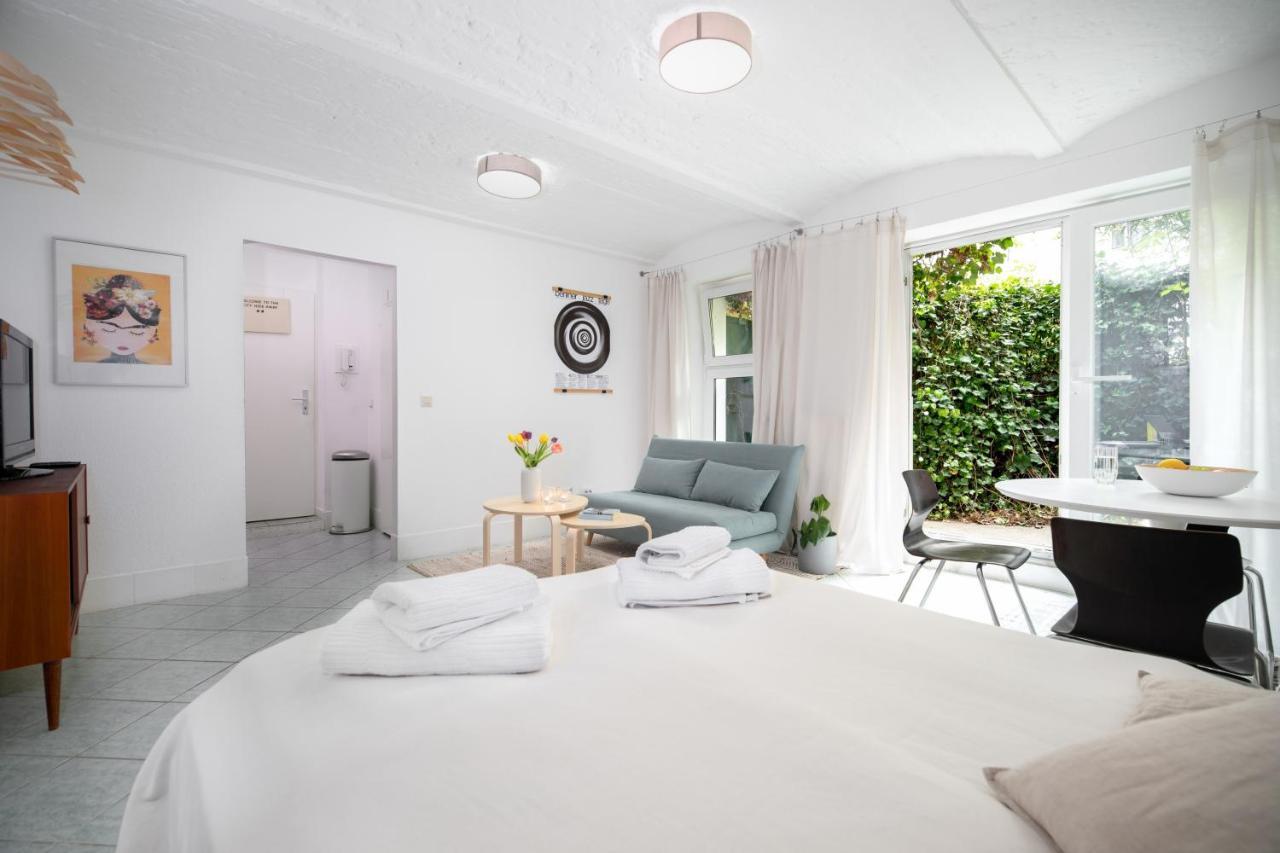 City Hideaway with Terrace 2