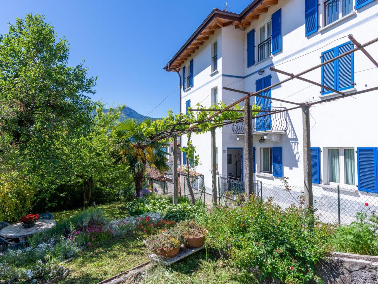 Apartment Elisabetta - Gla115 by Interhome