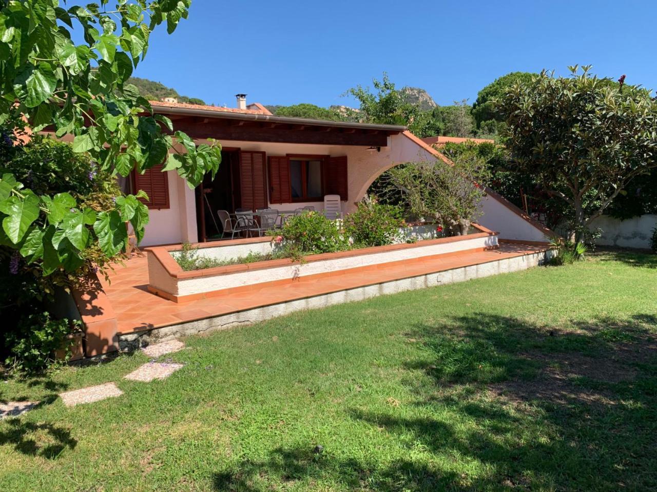 Holiday Home Villa Tulipani - Rei221 by Interhome